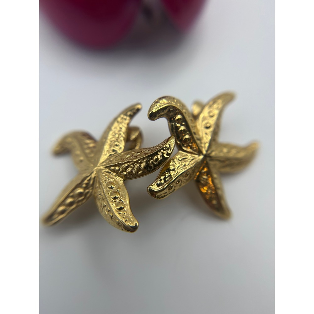 Vintage Clip On Earrings Lot 4 Pairs Starfish Enamel Gold Tone Magenta Retro - Picture 3 of 8